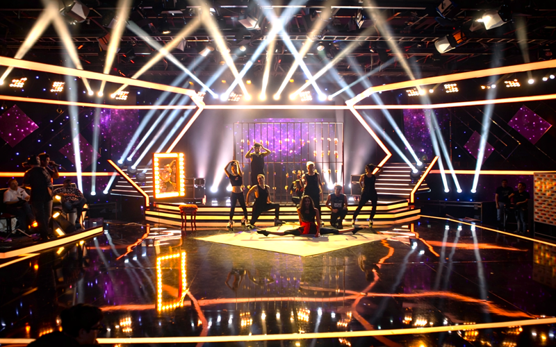 LIGHTING & VISUAL PRODUCTION